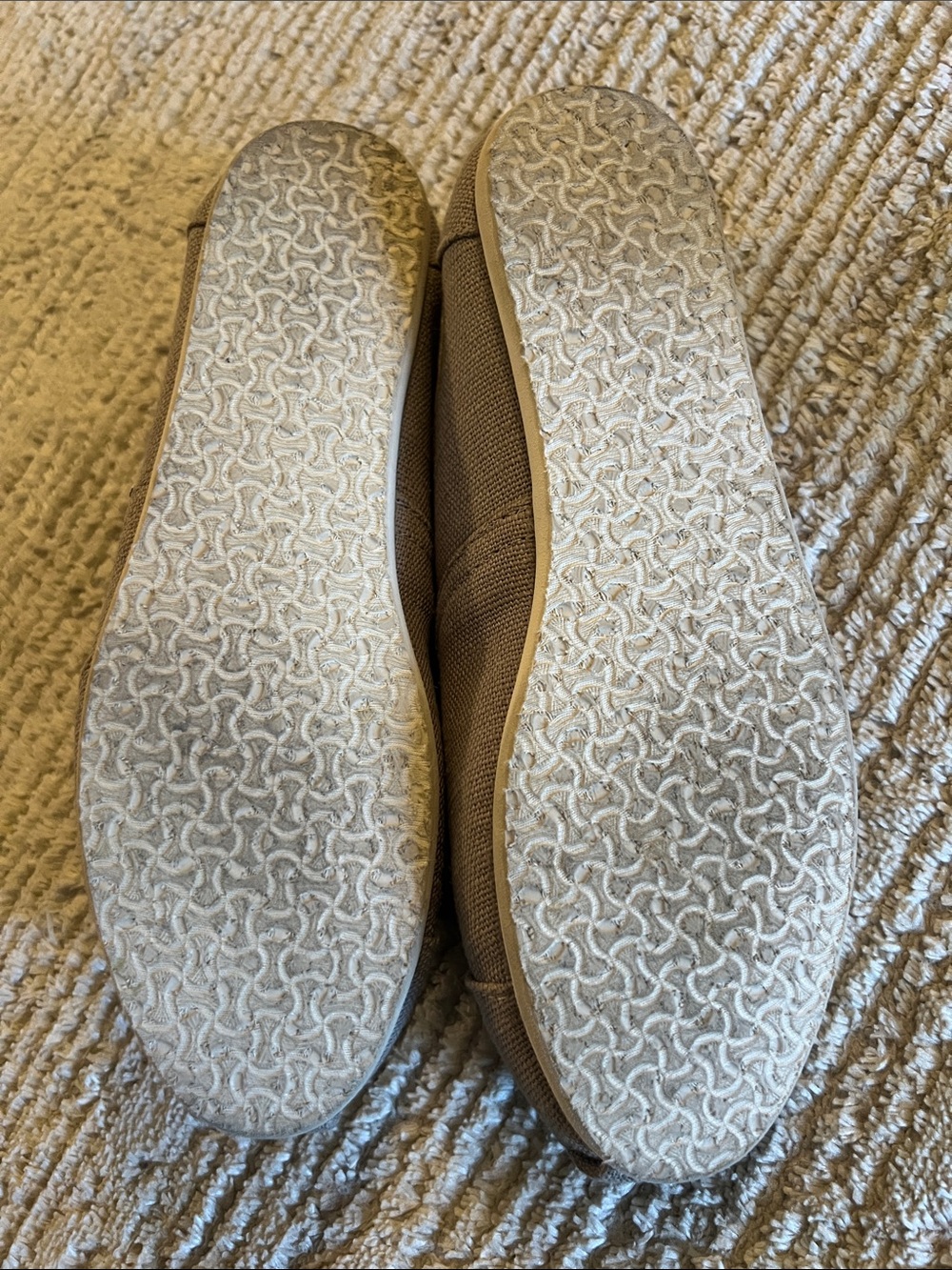 Toms Women’s Beige Canvas Slip-On Flats - Picture 5 of 5